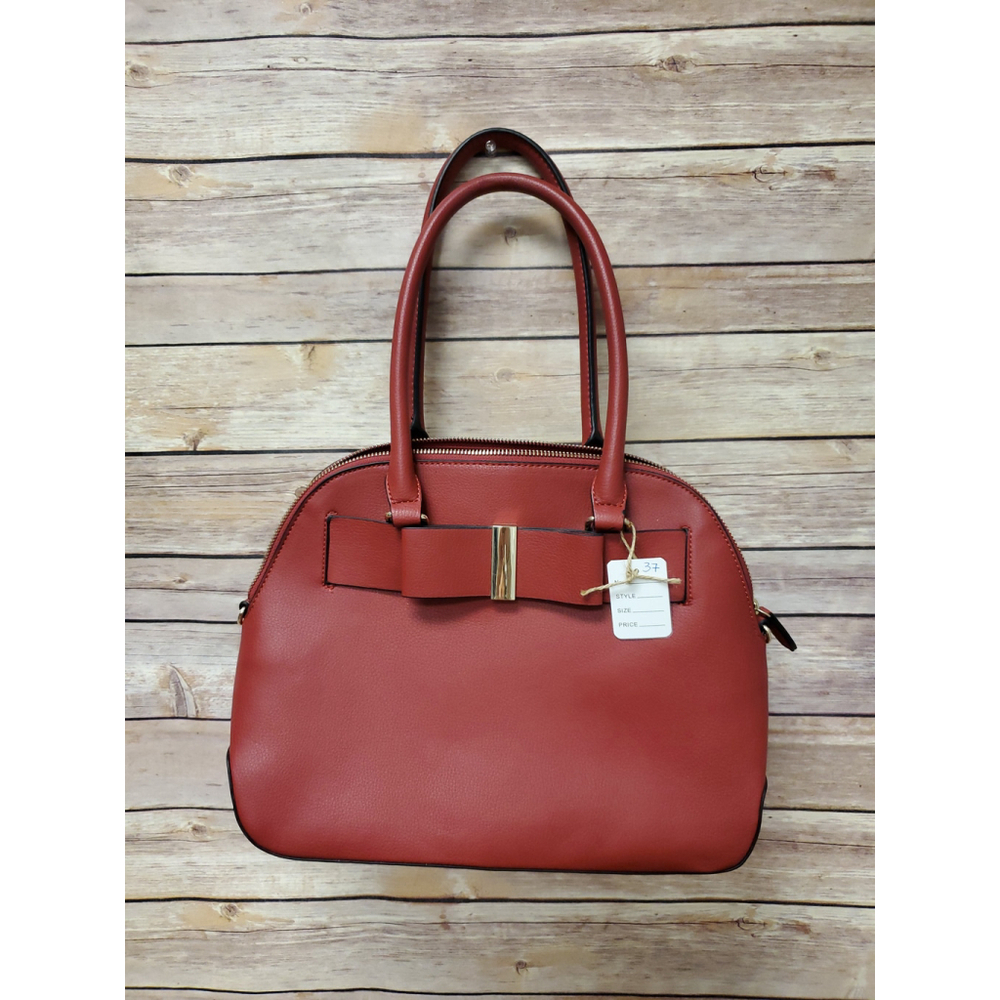 Apt. 9 Red Purse. RS 37